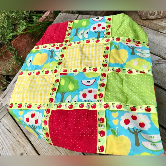 Medium Size Doll Bedding Bed Set Decor Pillows Bedspread Quilt Apple Tree Kitty - Picture 12 of 15